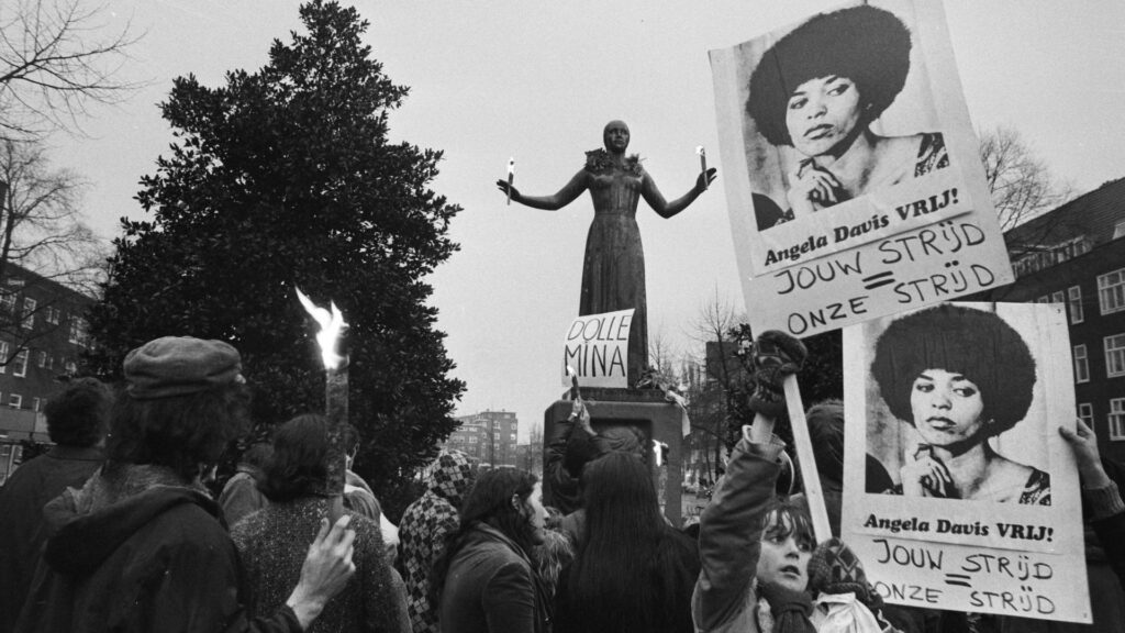 1971